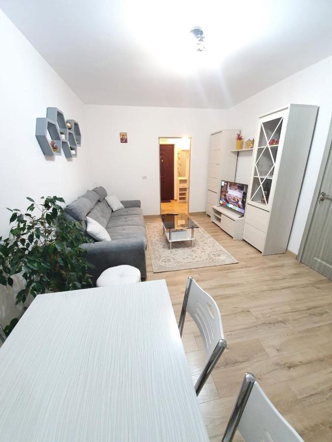Apartament Ultra Central Marly Gura Humorului Luaran gambar